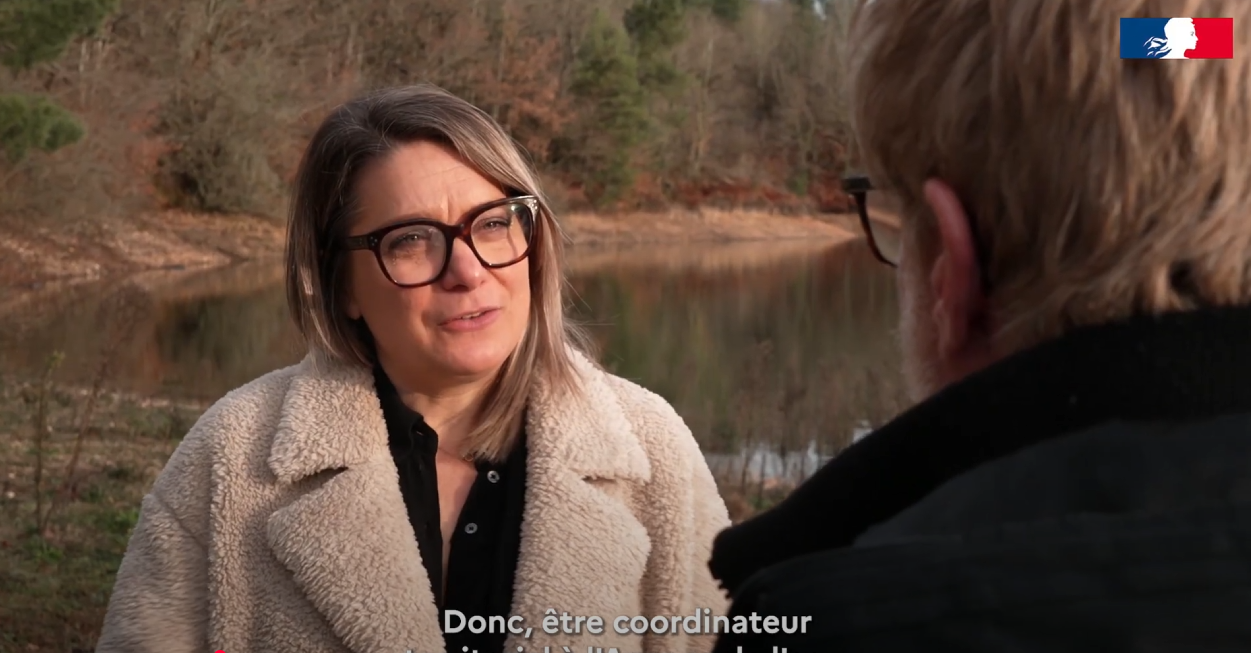 Afficher la vidéo Les pros de l'eau - Frédérique Argillos, cheffe de service et coordinatrice territoriale